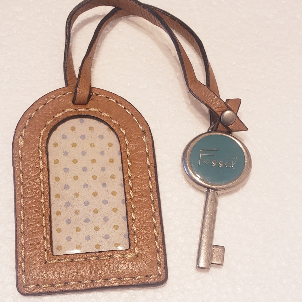 Fossil ID Luggage Hang Tag Bag Charm Key Fob brown yellow leather